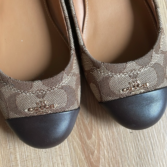 Coach Women's Brown and Black Flats - Picture 2 of 8